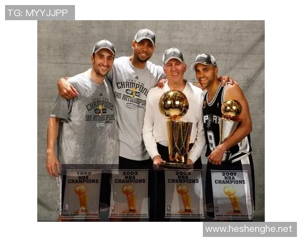 足球世界冠军的荣耀与挑战探讨各国球队的奋斗历程与未来展望 足球世界冠军的荣耀与挑战探讨各国球队的奋斗历程与未来展望